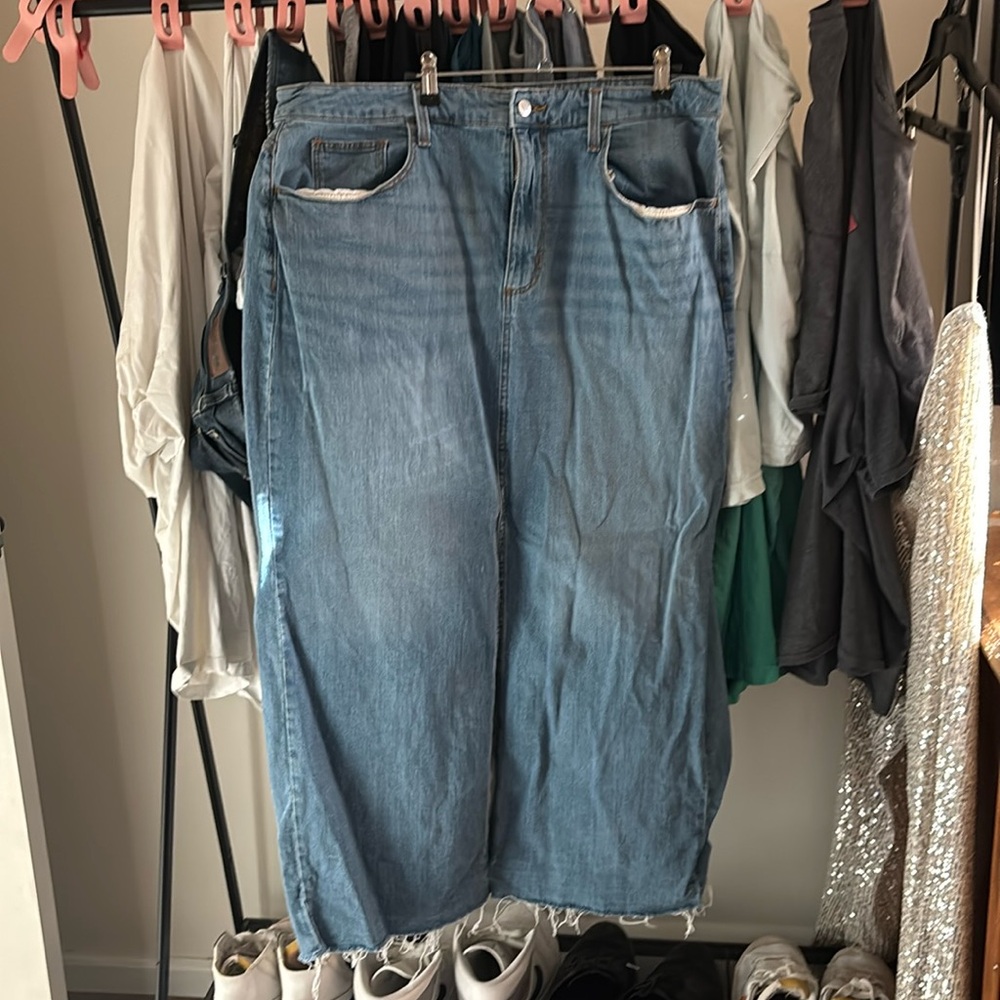 Universal Thread Denim Midi Skirt